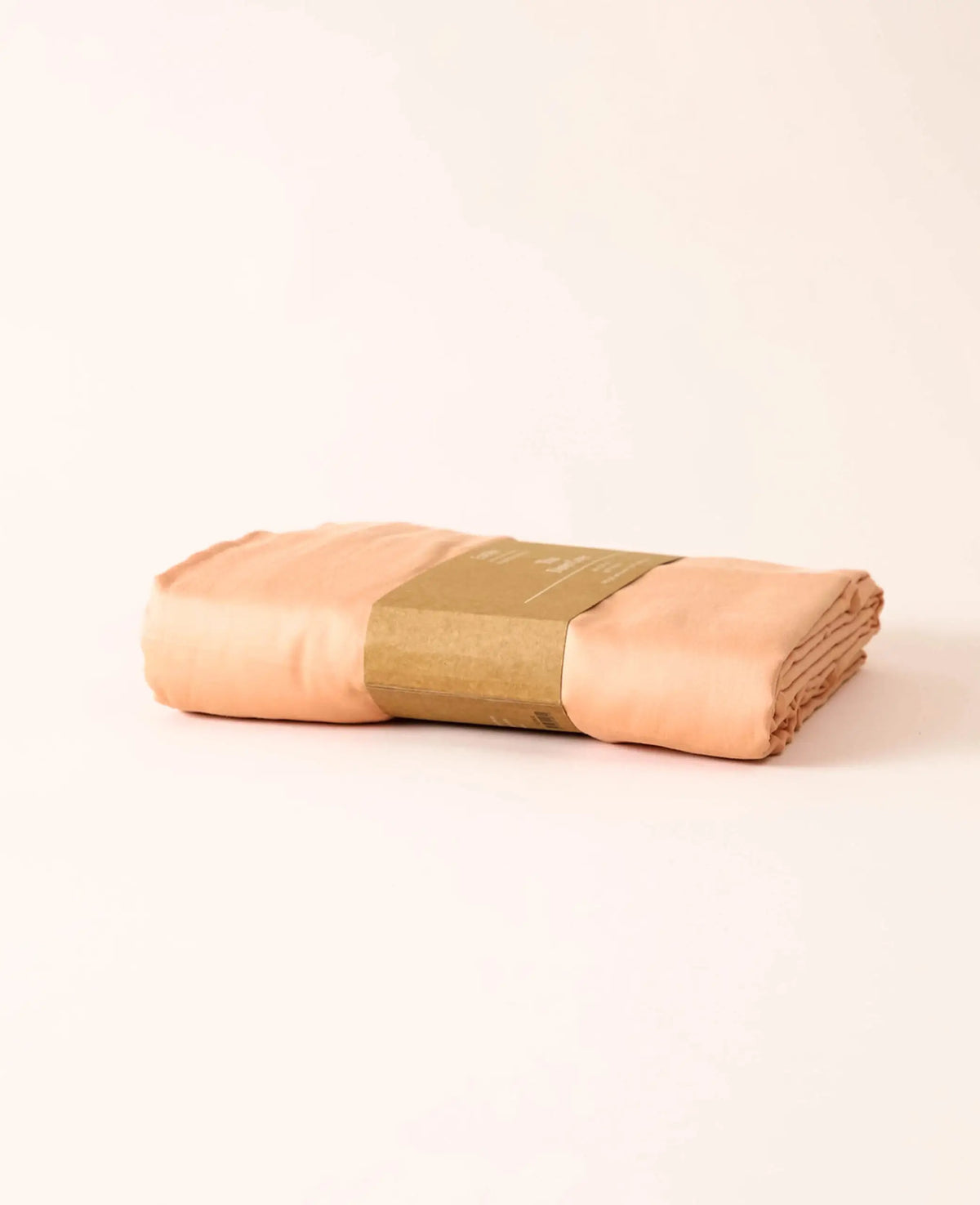 "Thia Soft Peach" Bettbezug / Duvetbezug aus Pfirsichfarben / Altrosa Bio Baumwoll-Satin, 240 x 240 cm
