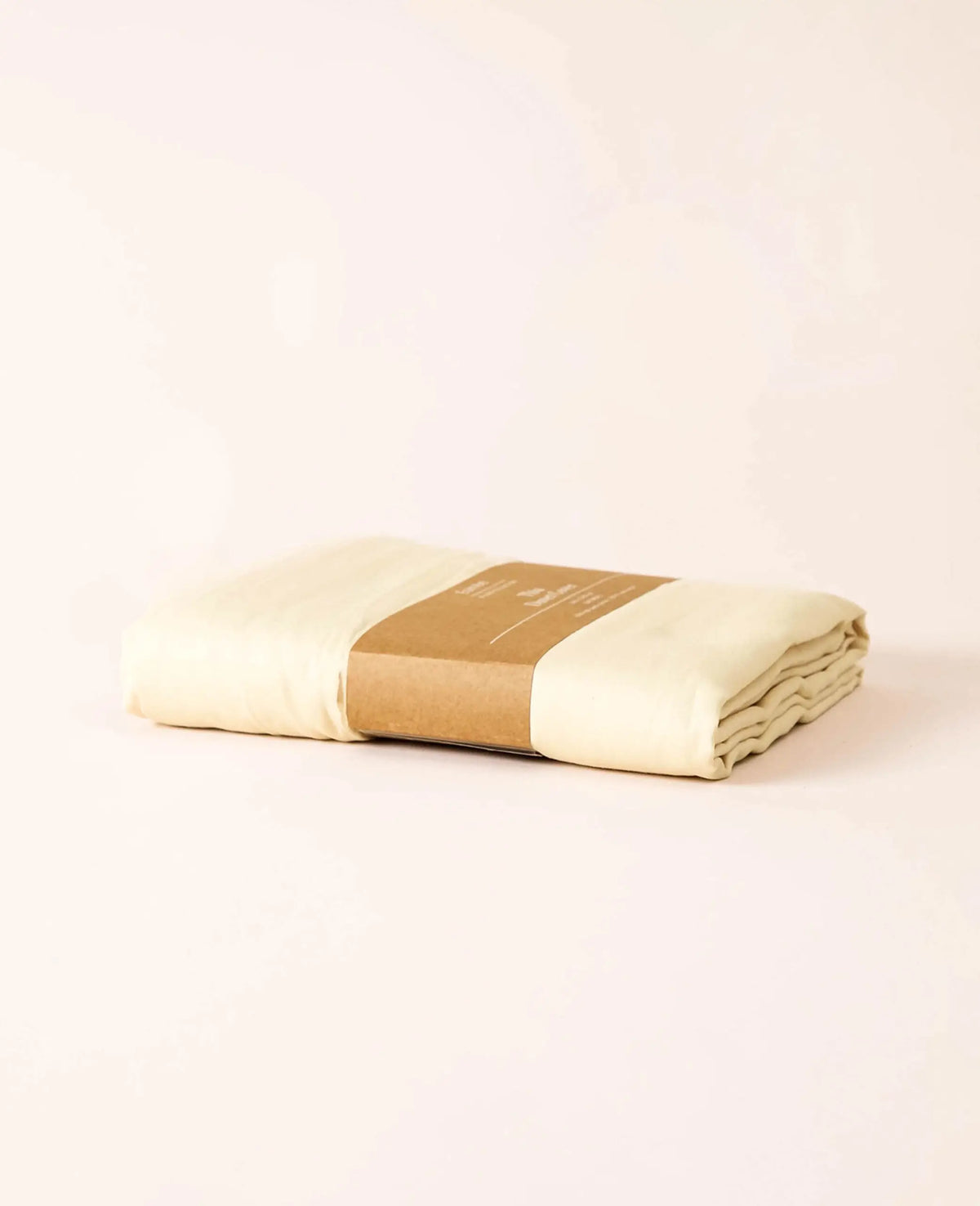"Thia Oatmeal" Bettbezug / Duvetbezug aus Cremefarbenem Bio Baumwoll-Satin, 240 x 240 cm
