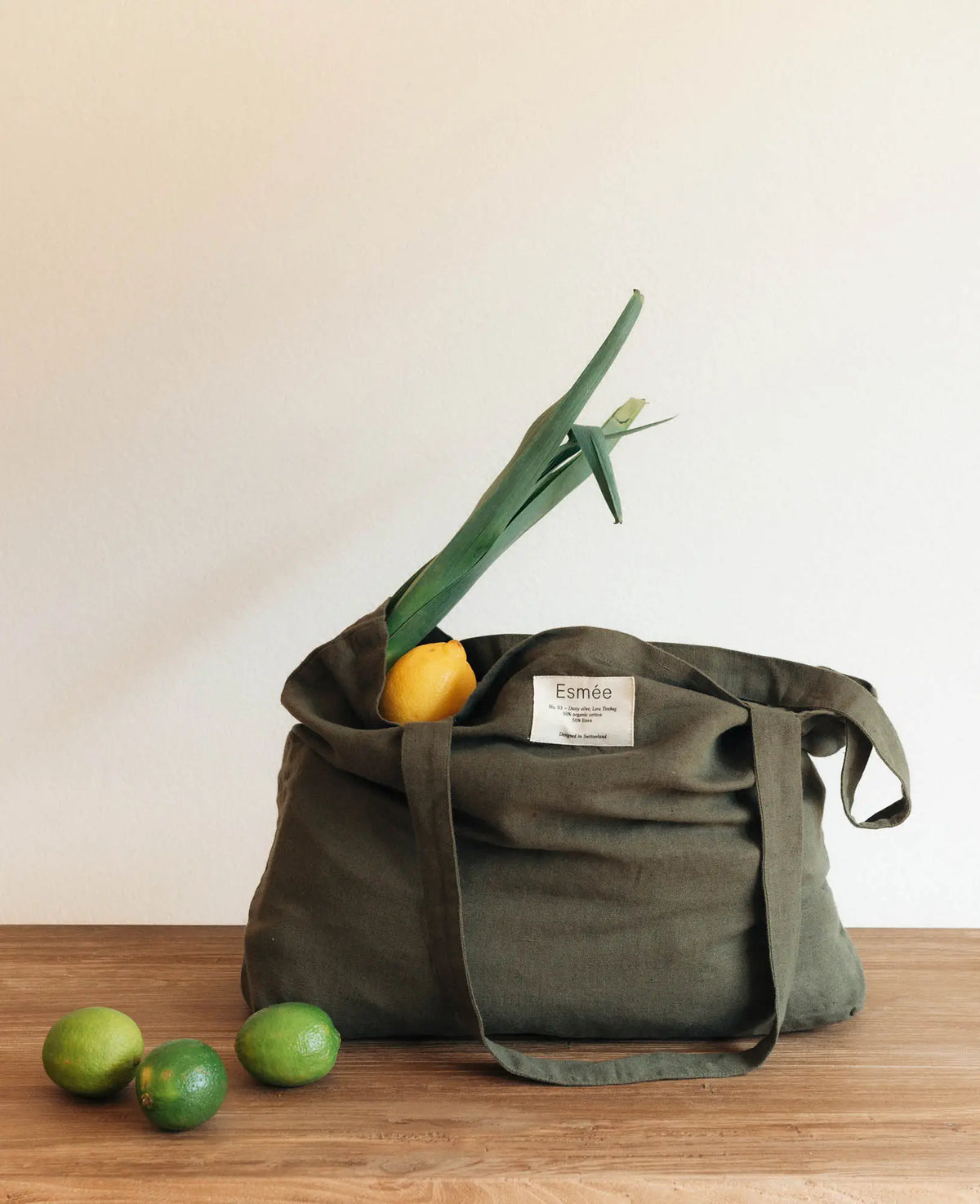 Totebag "Lora" aus olivgrünem Baumwoll-Leinenmix, 47 cm x 40 cm