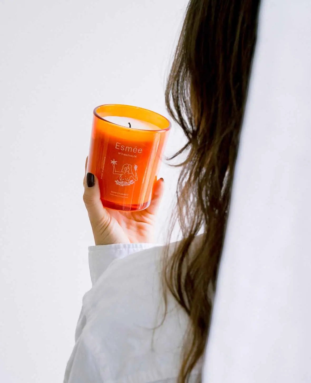 Esmée Premium Scents – N°3 Mathilde, Duftkerze mit Duftnote “Floral Amber”, 280 g, Orange