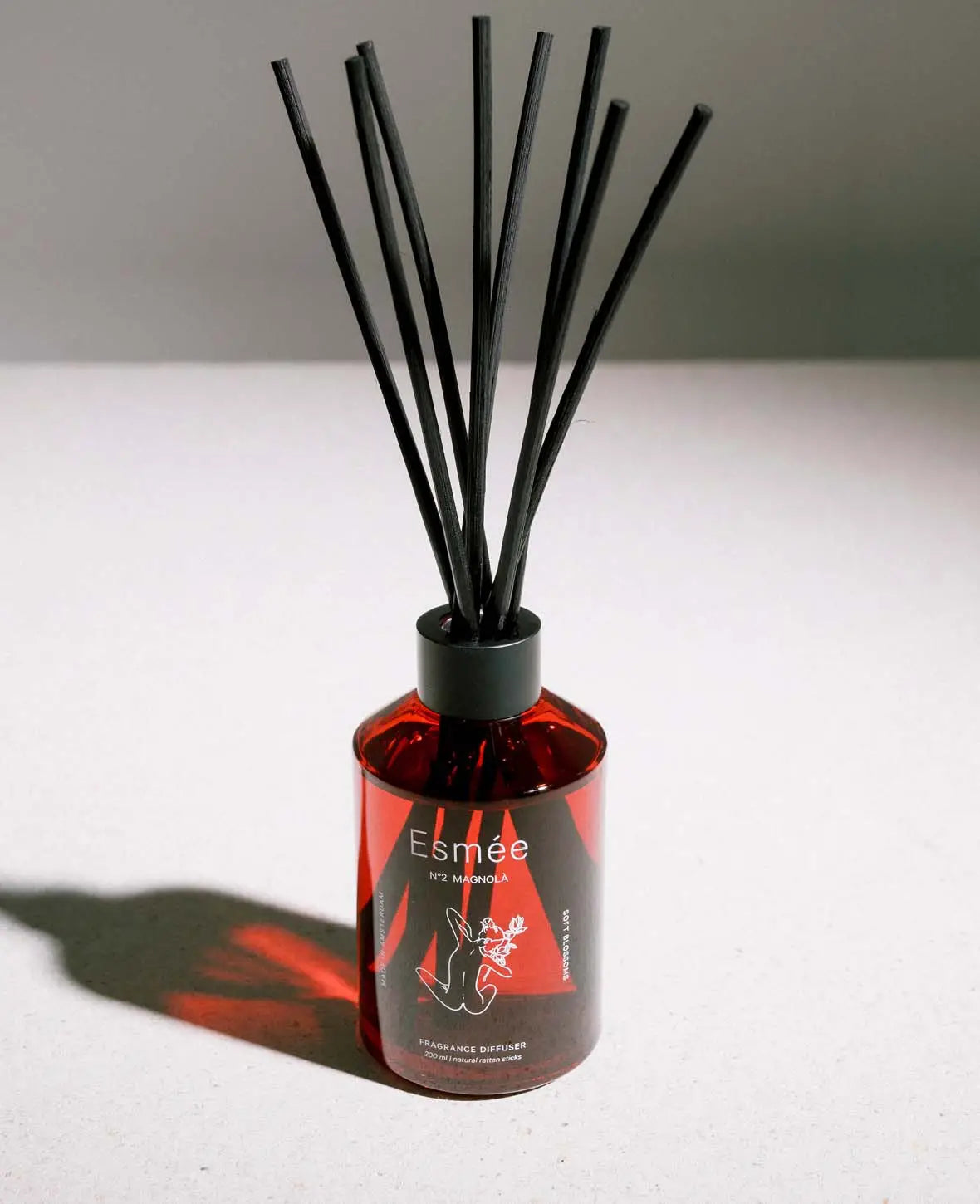 Esmée Premium Scents - N°2 Magnolà, Diffusor mit Duftnote "Soft Blossoms", 200 ml, Rot