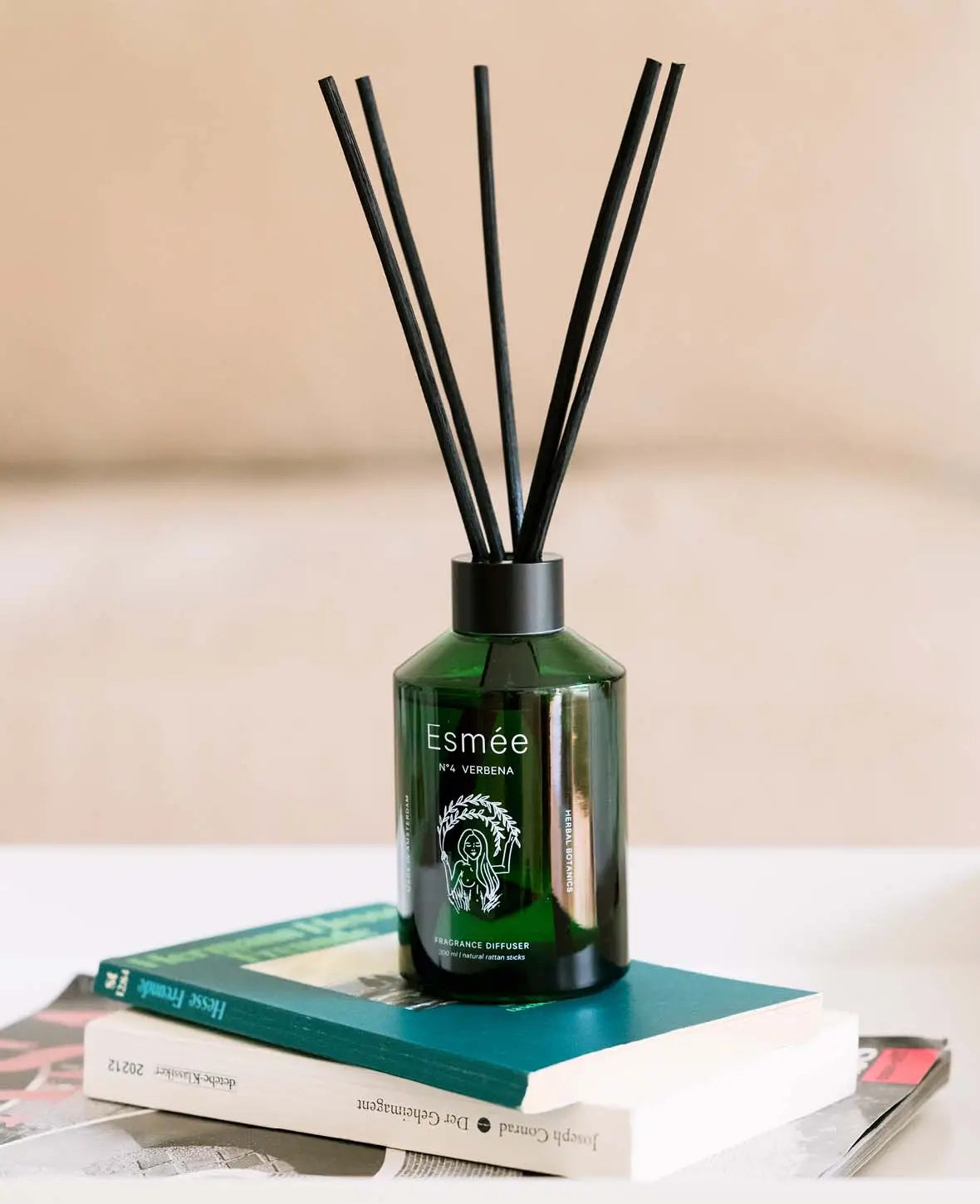 Esmée Premium Scents - N°4 Verbena, Diffusor mit Duftnote "Herbal Botanics", 200 ml, Grün