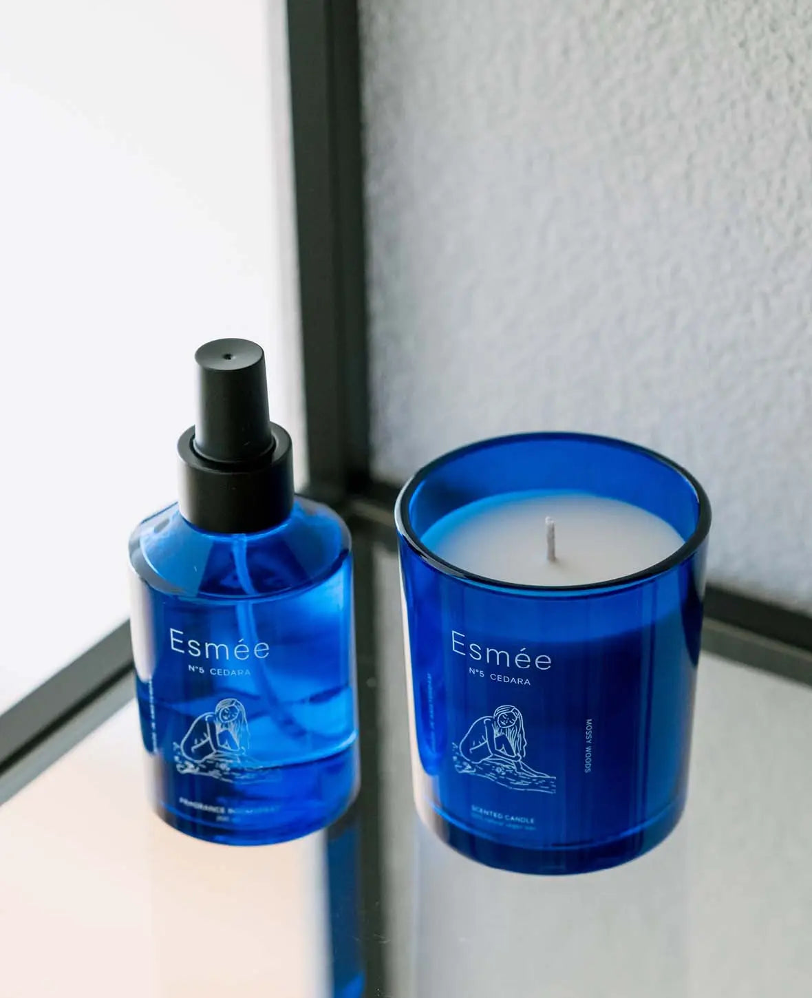Esmée Premium Scents - N°5 Cedara, Raumspray mit Duftnote "Mossy Woods", 200 ml, Blau