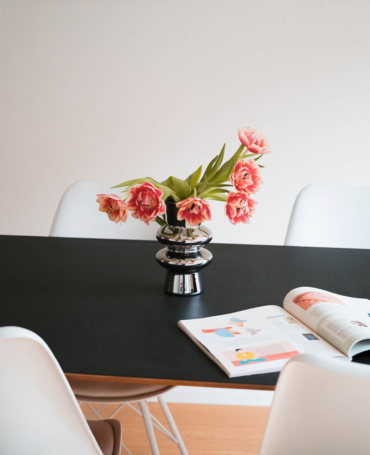 Vase, Chrom Silber, Keramik, skulpturales Design
