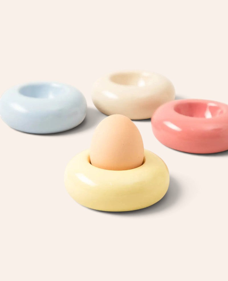 Eierbecher aus Steingut in Donut Form, Pastellfarben, 4 Stück