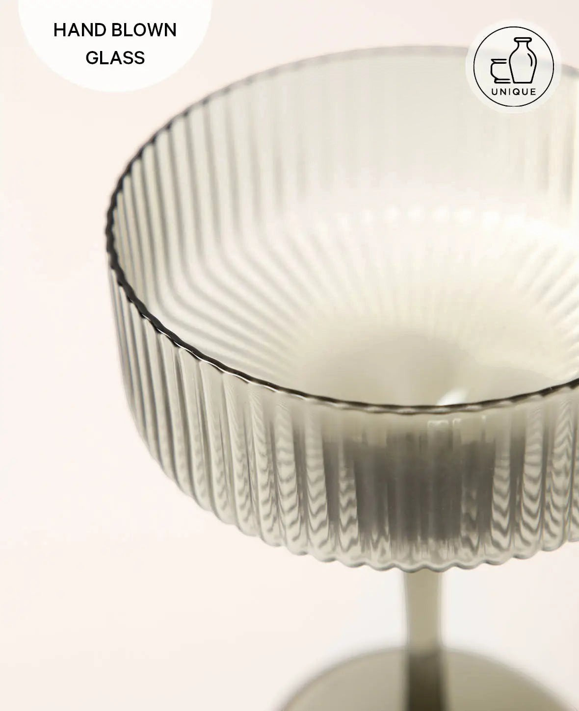 2er Set Champagner / Martini Gläser "Oskar", aus grauem Glas mit Rillenstruktur, Ø 10 cm, 270 ml