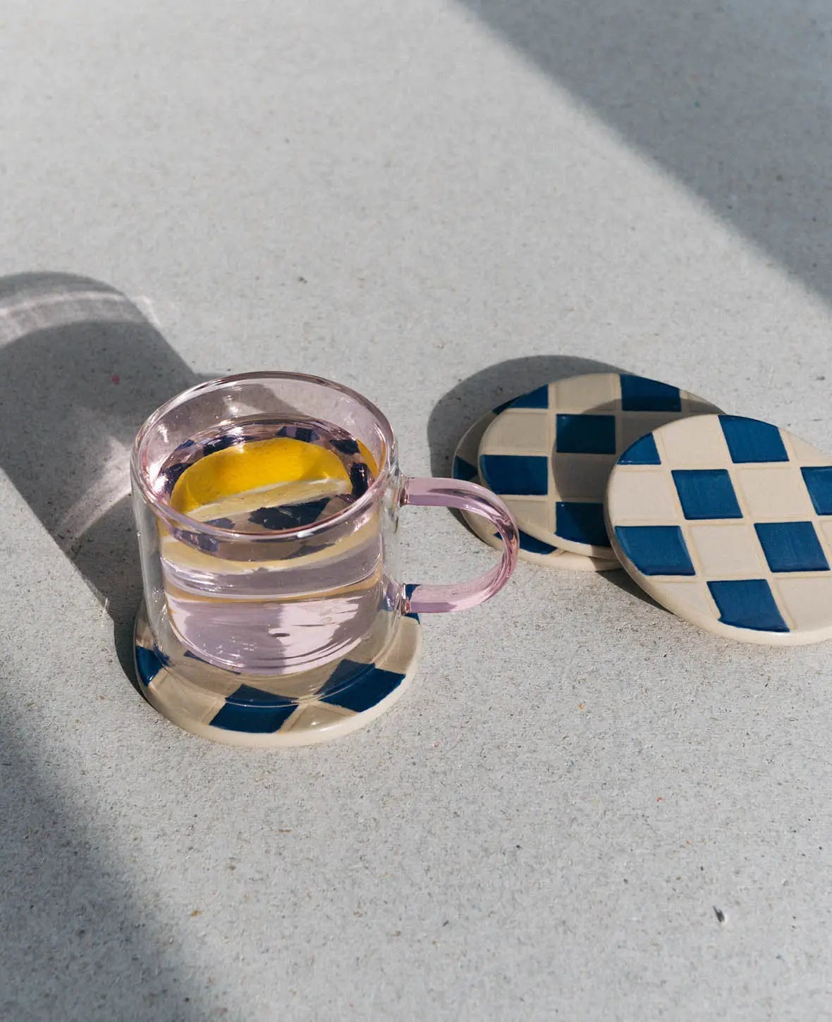 Doppelwandiges Teeglas / Tasse "Lenn", mit Griff, in rosa, 250ml