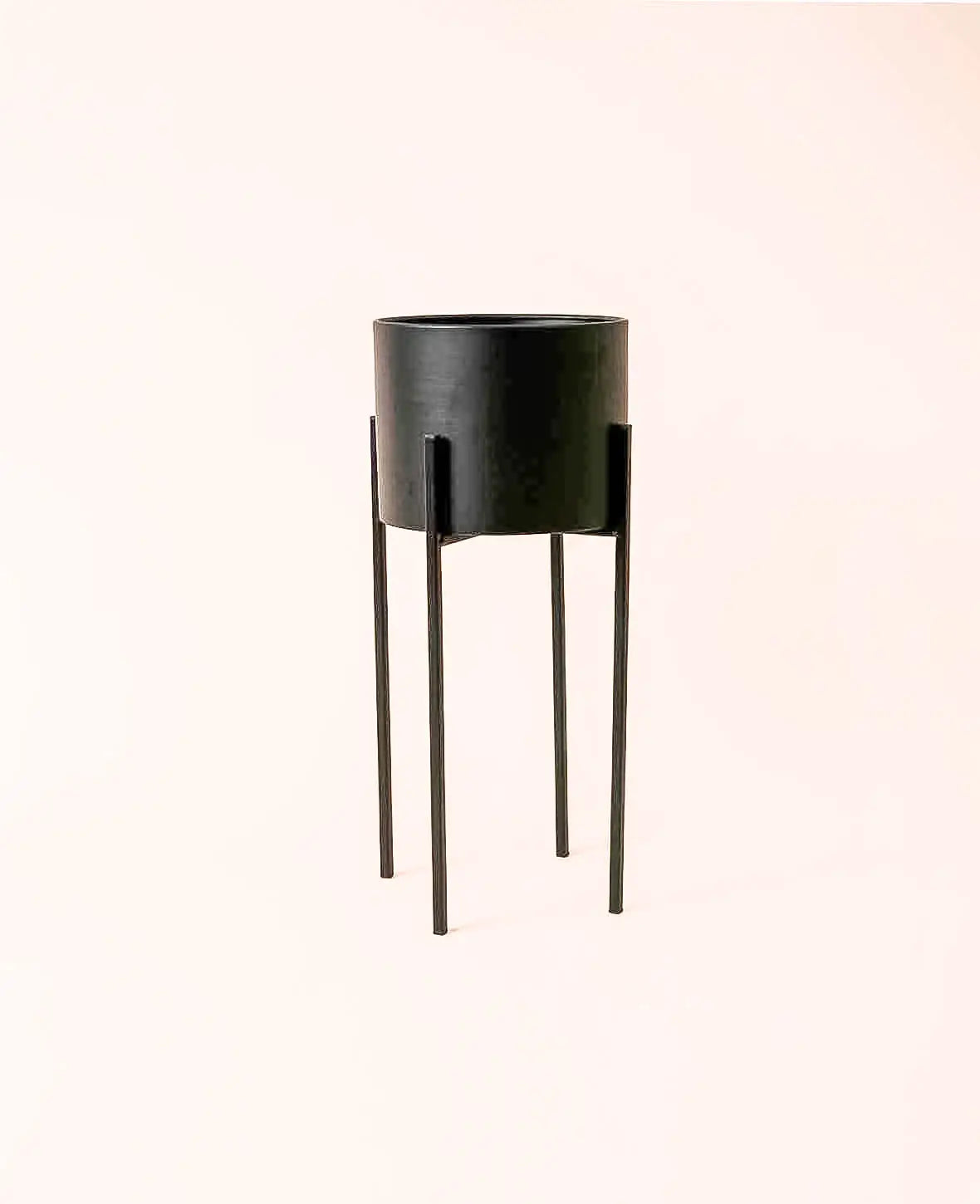 Stehtopf / Blumentopf mit Beinen aus Metall, matt schwarz, 52 cm