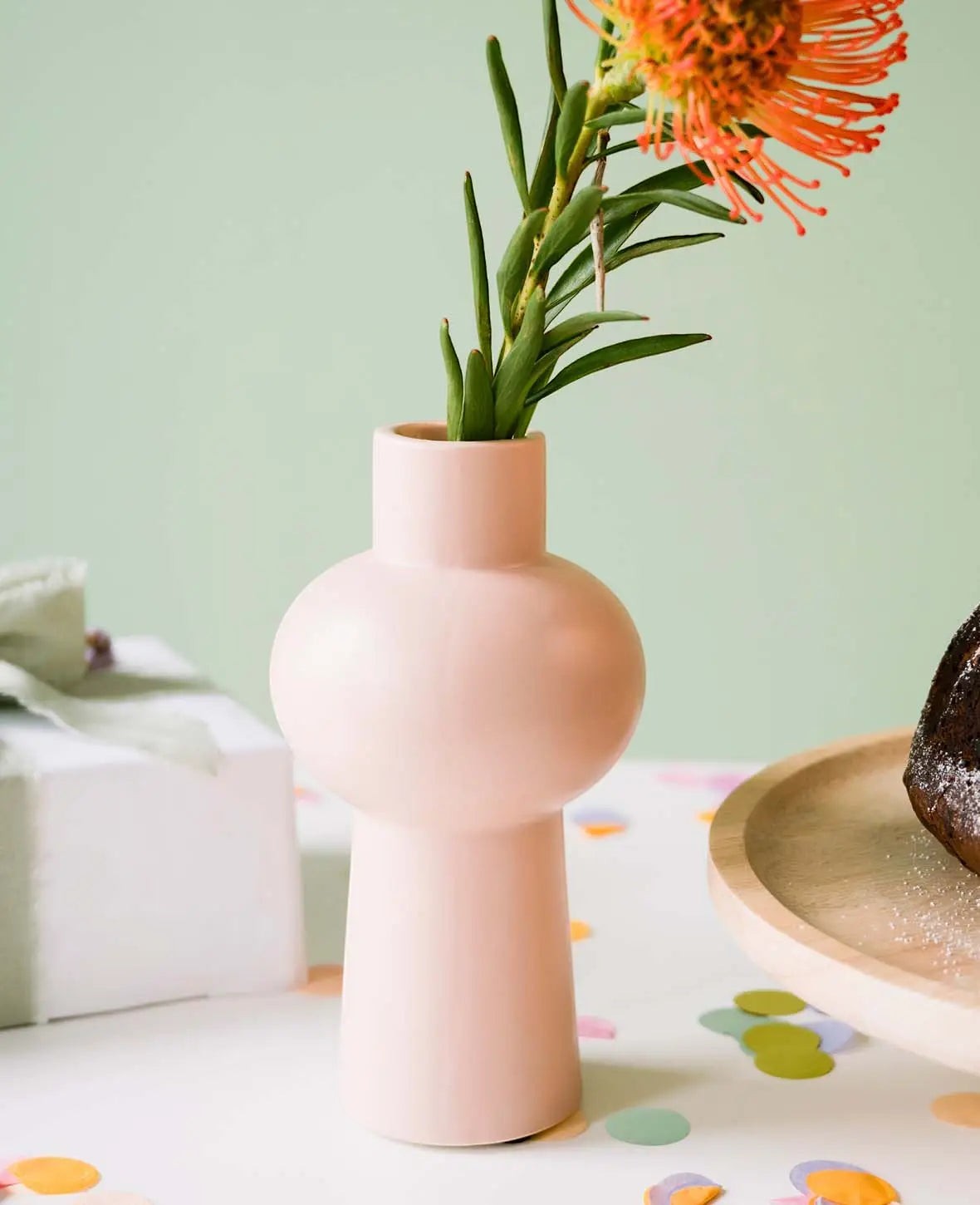 Vase aus Keramik in Altrosa, Ø 11 x H 20.5 cm