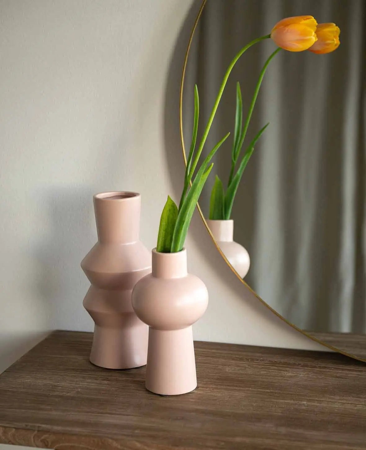 Vase aus Keramik in Altrosa, Ø 11 x H 20.5 cm