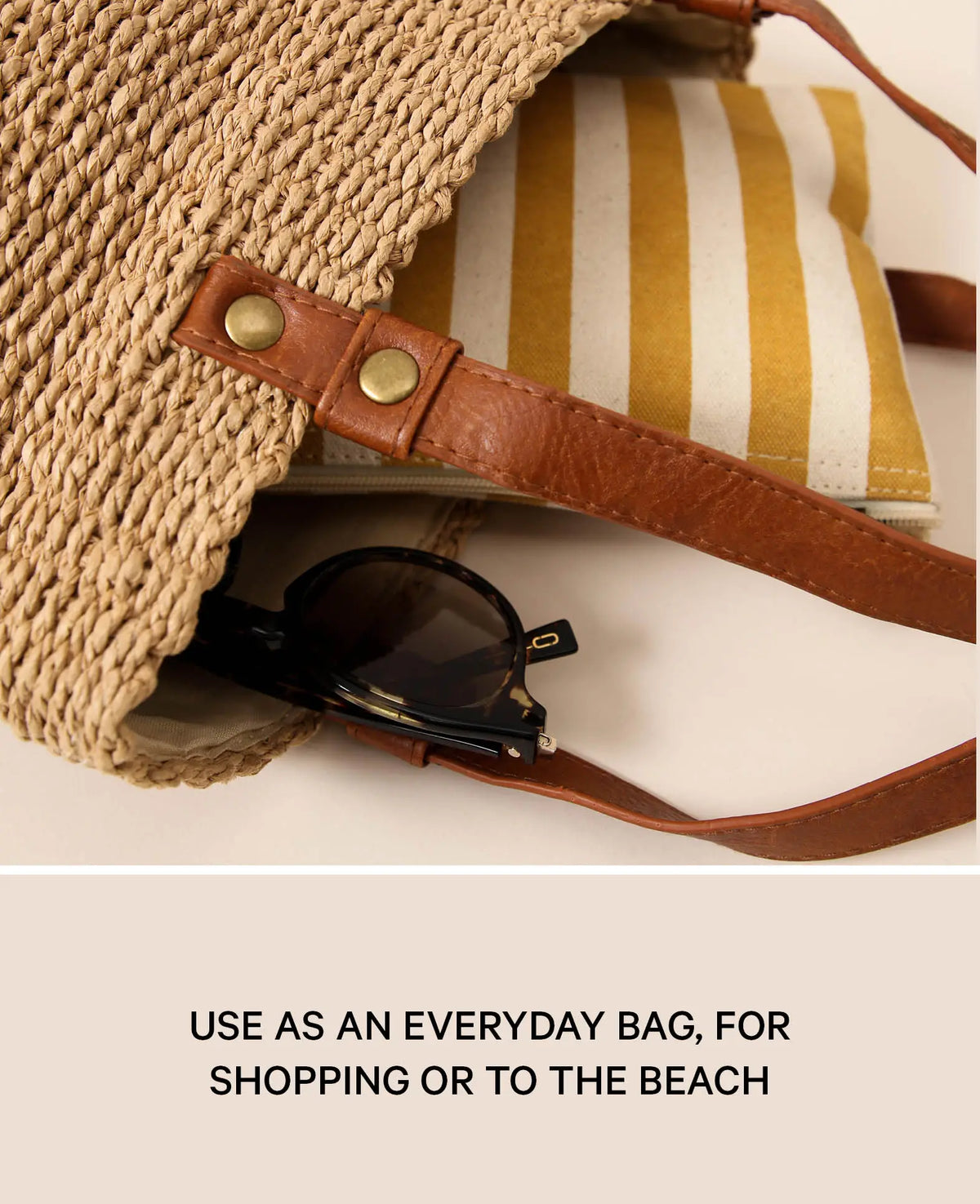 Braune, geflochtene Tasche aus Naturmaterialien, mit Innenfutter und veganem Lederriemen, H 42 x B 36 x T 15 cm