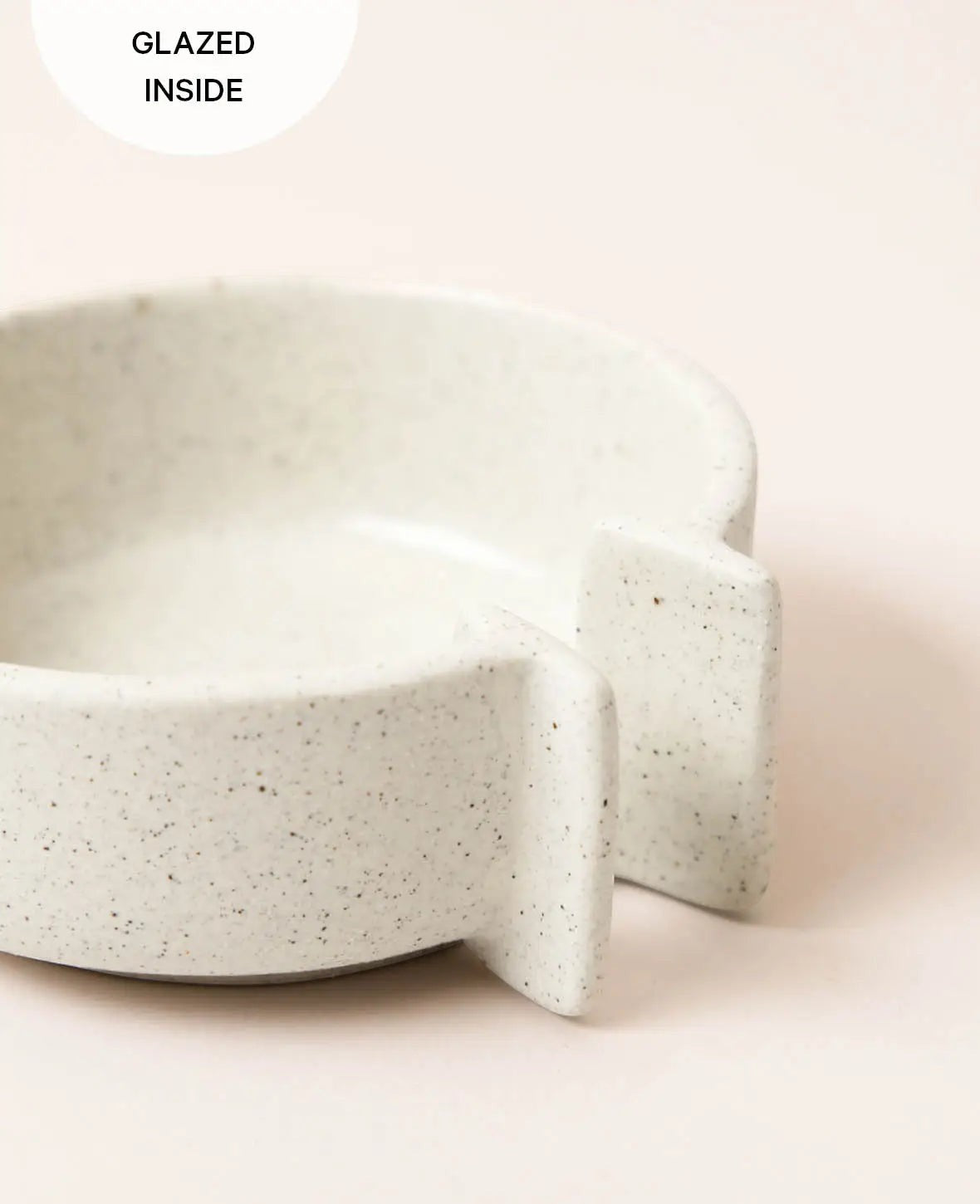 Keramik Seifenschale mit Abfluss, beige mit schwarzen Sprenkeln und glasierter Innenseite, Ø 10 cm