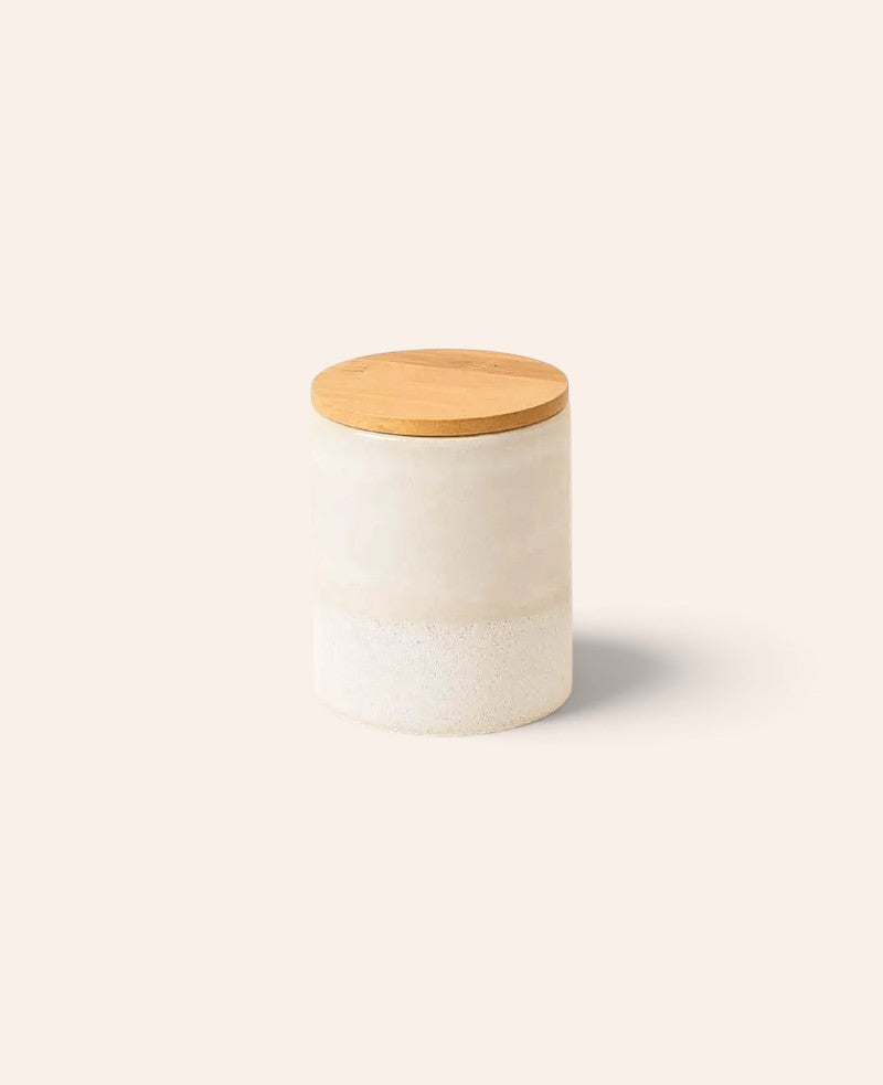 Runde Dose aus Steingut mit beiger Glasur und Bambusdeckel,750 ml, H 12.9 x Ø 10 cm