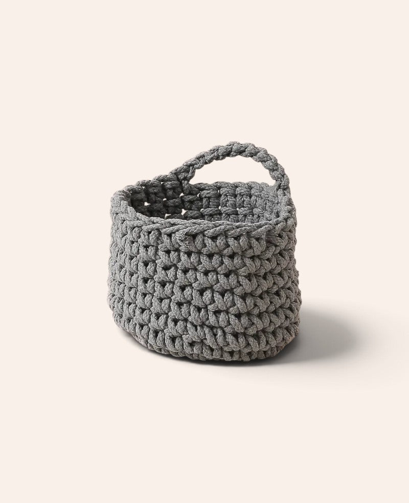 Graues, gehäkeltes Körbchen aus Baumwolle, Ø 17 cm x 11 cm