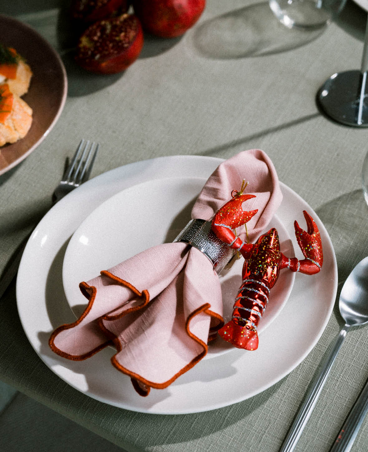 Décoration de Noël / Ornement pour le sapin de Noël, homard rouge pailleté, 13.5 x 9.5 x 2.5 cm