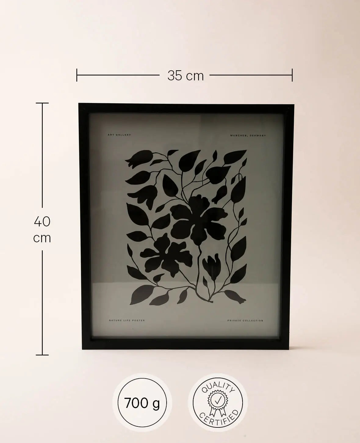 Gerahmtes Poster / Bild / Print mit Illustration "Black Flower"