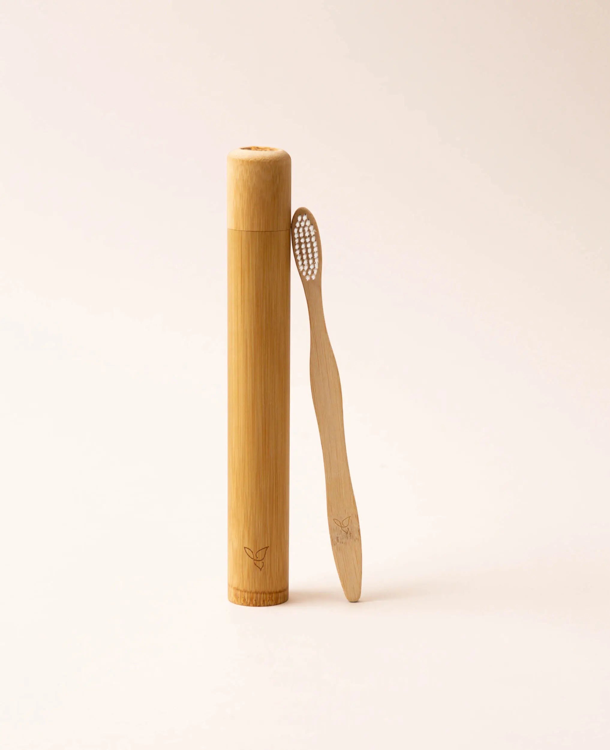 Noya Zahnbürste und Reisebox, plastikfrei & biologisch abbaubar