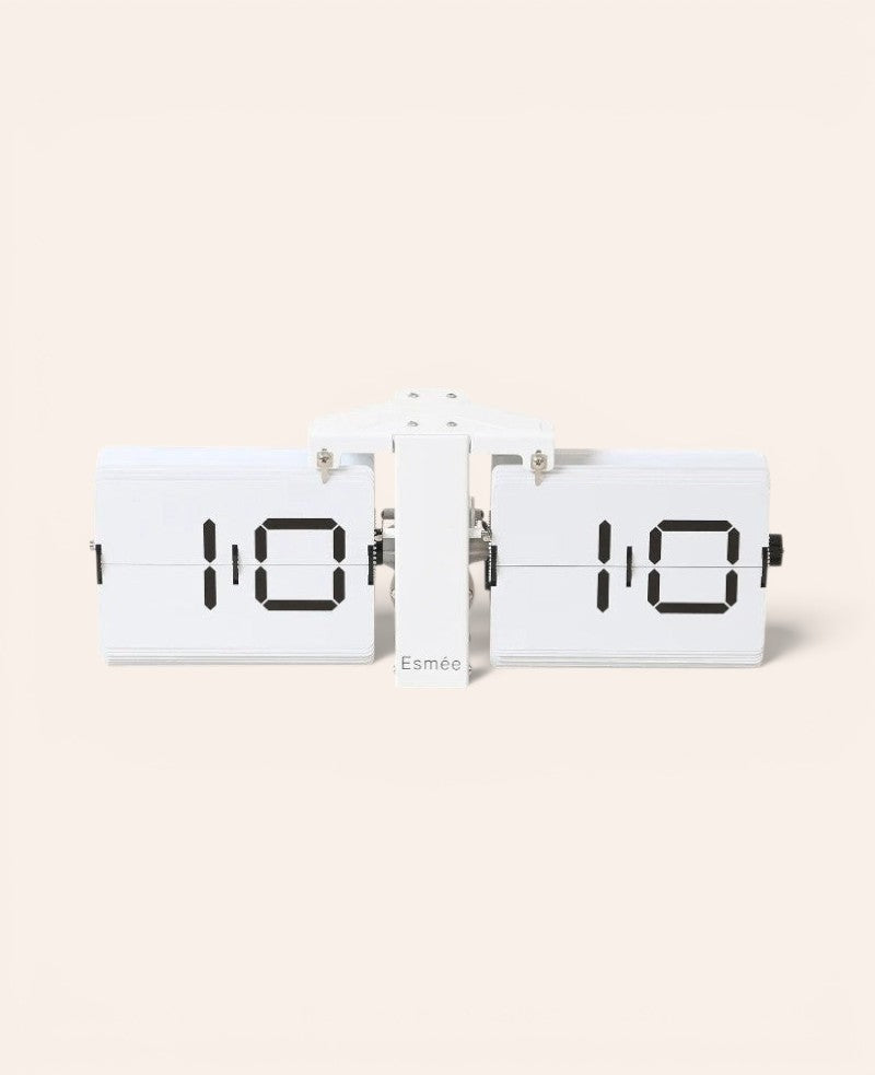 Matt weisse Flip Clock Wanduhr