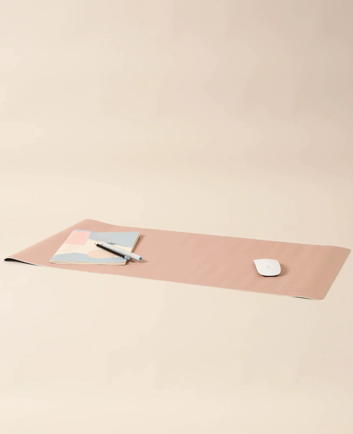 Schreibtischmatte aus veganem Leder in Rosa, mit rutschfester Unterseite, 80 x 40 cm