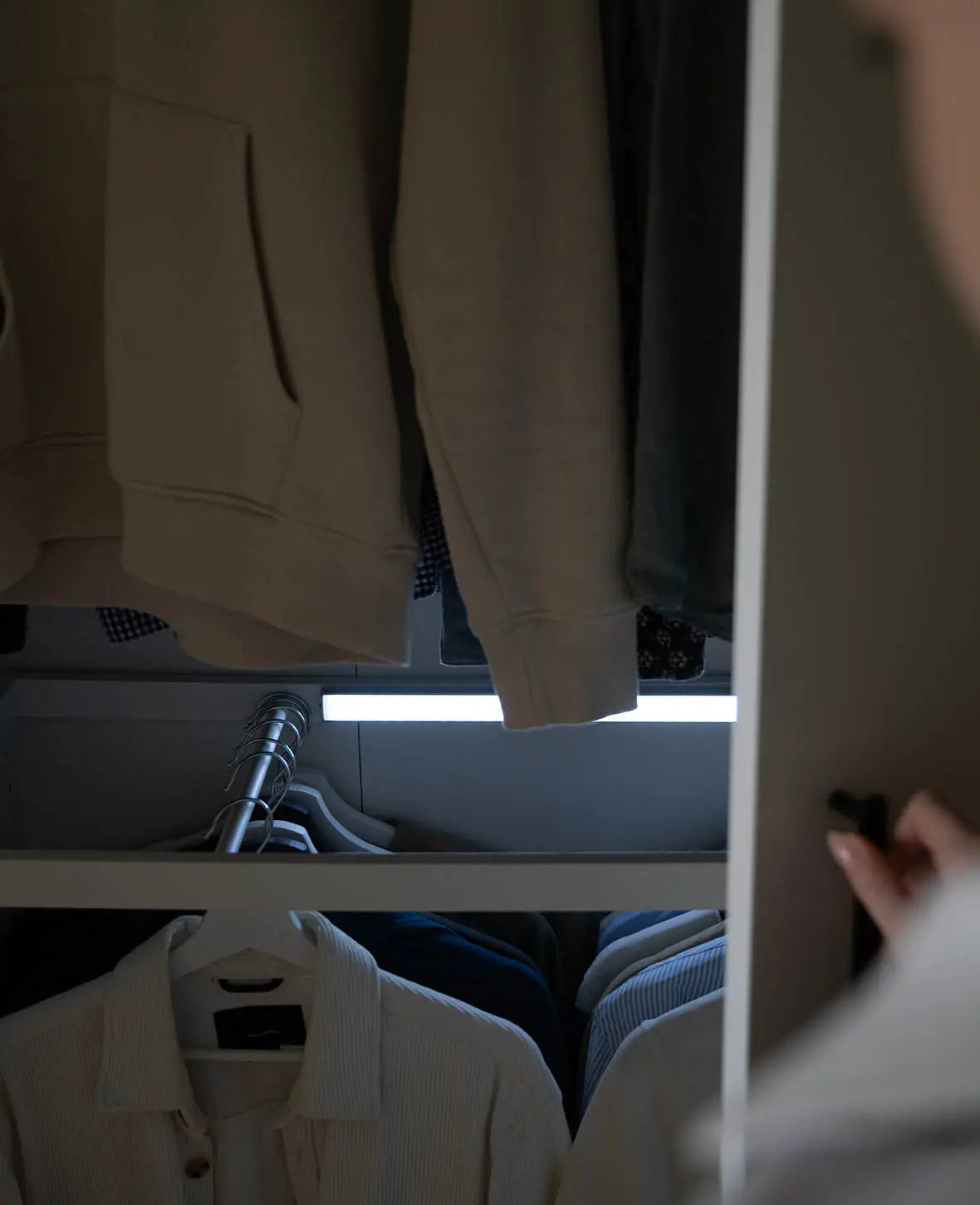 Magnetische, kabellose LED Lichtleiste mit Bewegungssensor – Kaltweiss, 40 cm