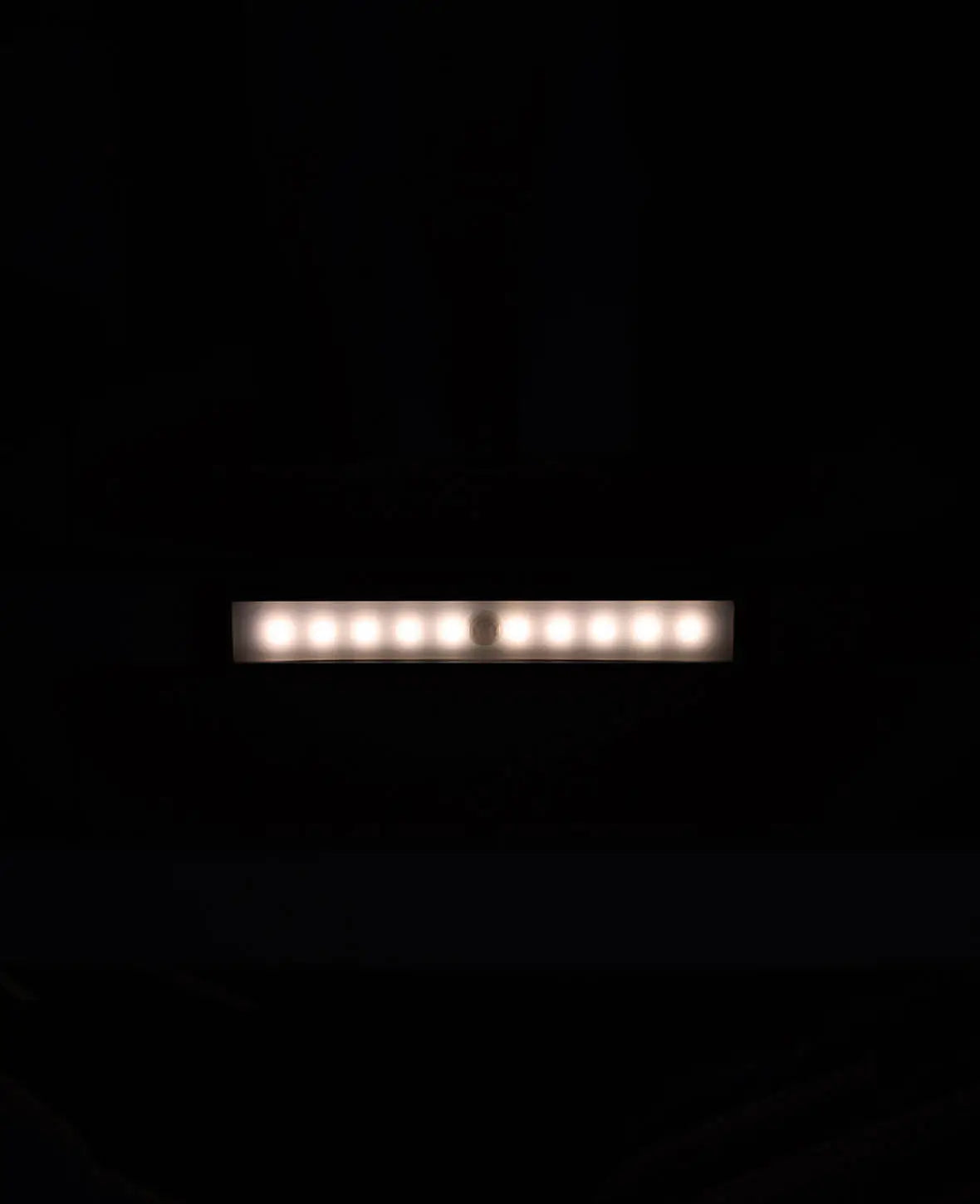 Magnetische, kabellose LED Lichtleiste mit Bewegungssensor – Warmweiss, 19 cm