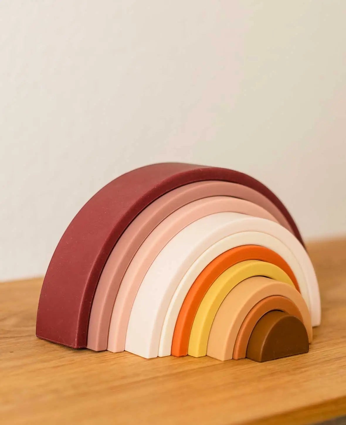 Steckspielzeug Regenbogen, 10-teilig, aus Silikon, ab 6 Monaten, H 7.5 cm