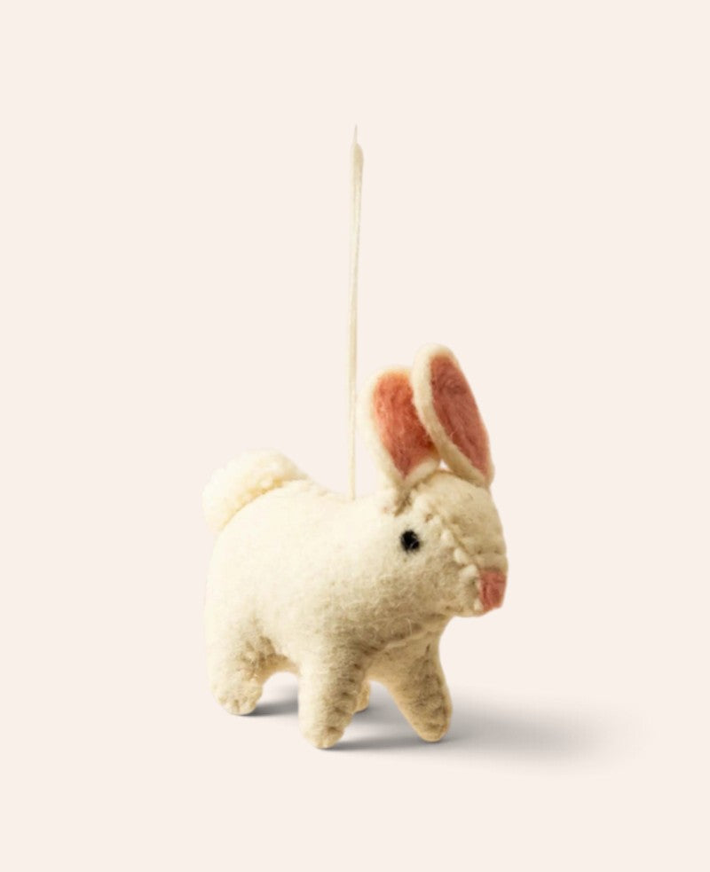 Esmée Filz-Kaninchen in Creme zum Aufhängen, 10 cm groß, ideal als Weihnachtsbaumschmuck oder Kinderzimmer-Deko.