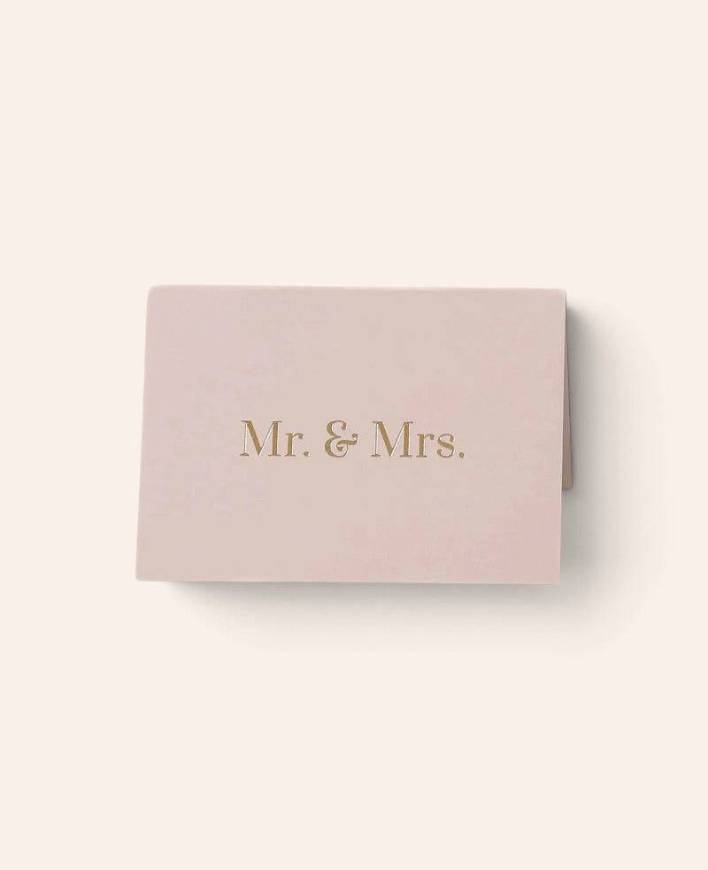 Esmée Klappkarte Mr & Mrs in Beige mit edler Goldfolienprägung aus hochwertigem Naturpapier für Hochzeiten