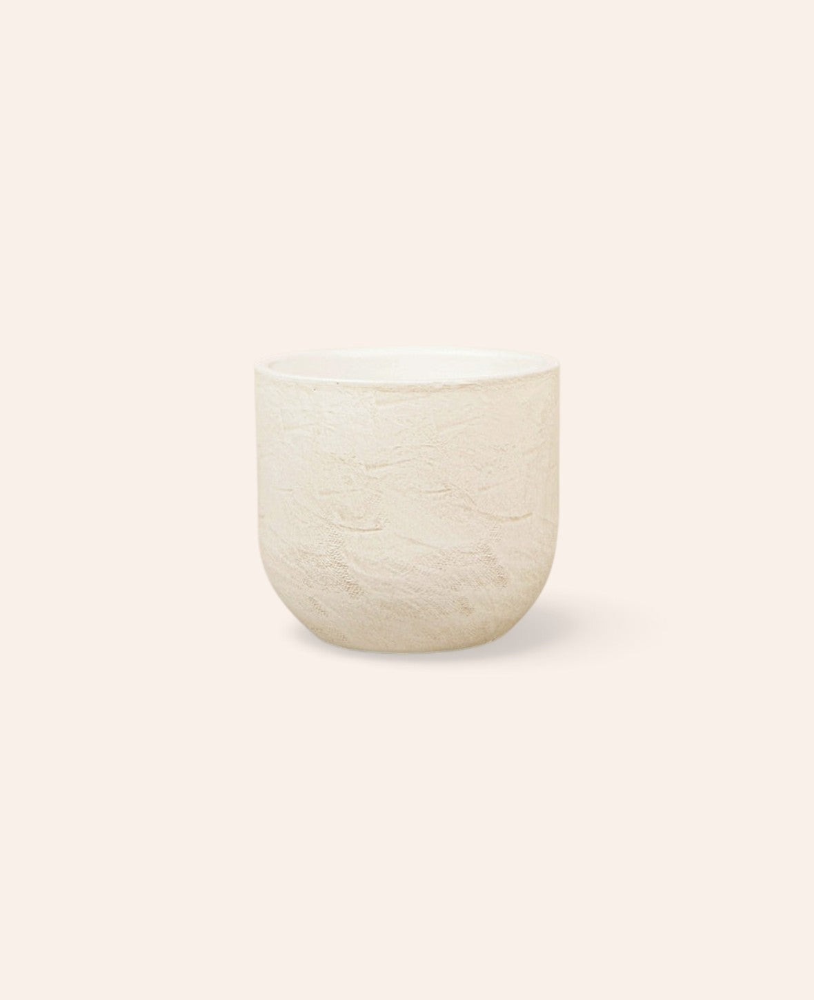 Esmée Nora Blumentopf aus Terrakotta in Off White mit natürlicher Oberflächenstruktur, 14 cm Durchmesser