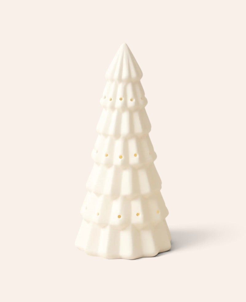 Esmée Weihnachtsbaum aus weisser matter Keramik mit integriertem LED Licht für eine stimmungsvolle Dekoration