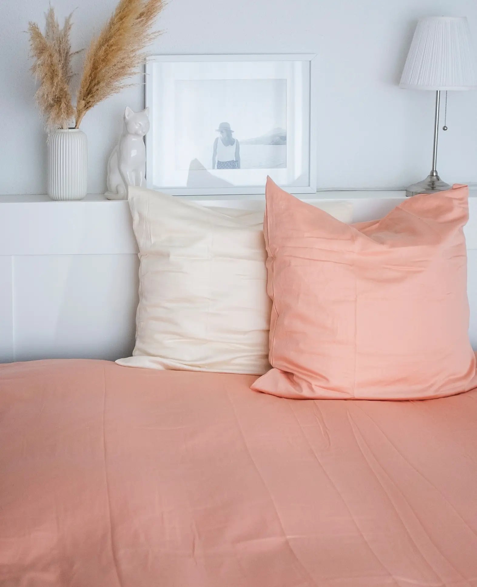 "Thia Soft Peach" Bettbezug / Duvetbezug aus Pfirsichfarben / Altrosa Bio Baumwoll-Satin, 200 x 210 cm