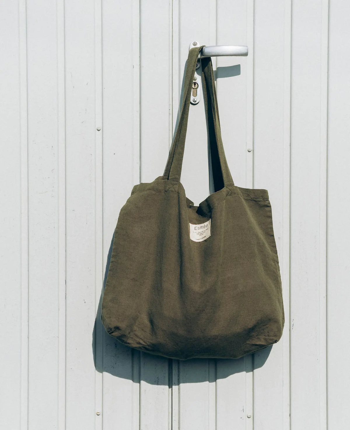Totebag "Lora" aus olivgrünem Baumwoll-Leinenmix, 47 cm x 40 cm