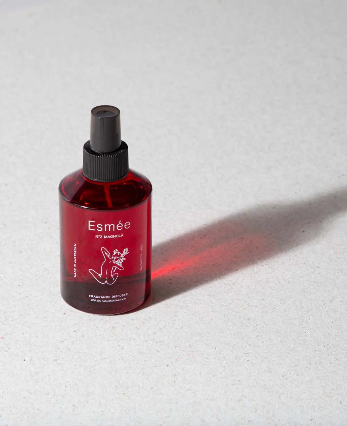 Esmée Premium Scents - N°2 Magnolà, Raumspray mit Duftnote "Soft Blossoms", 200 ml, Rot