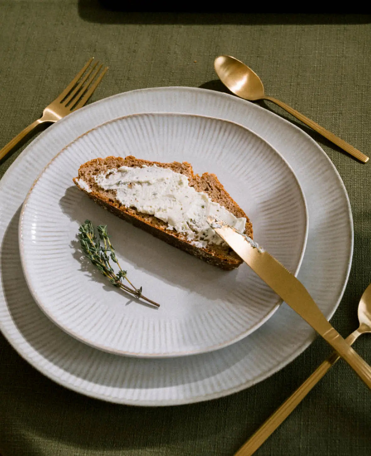 Breakfast Plate with Fine Pattern, Off White, Ø 20.5cm