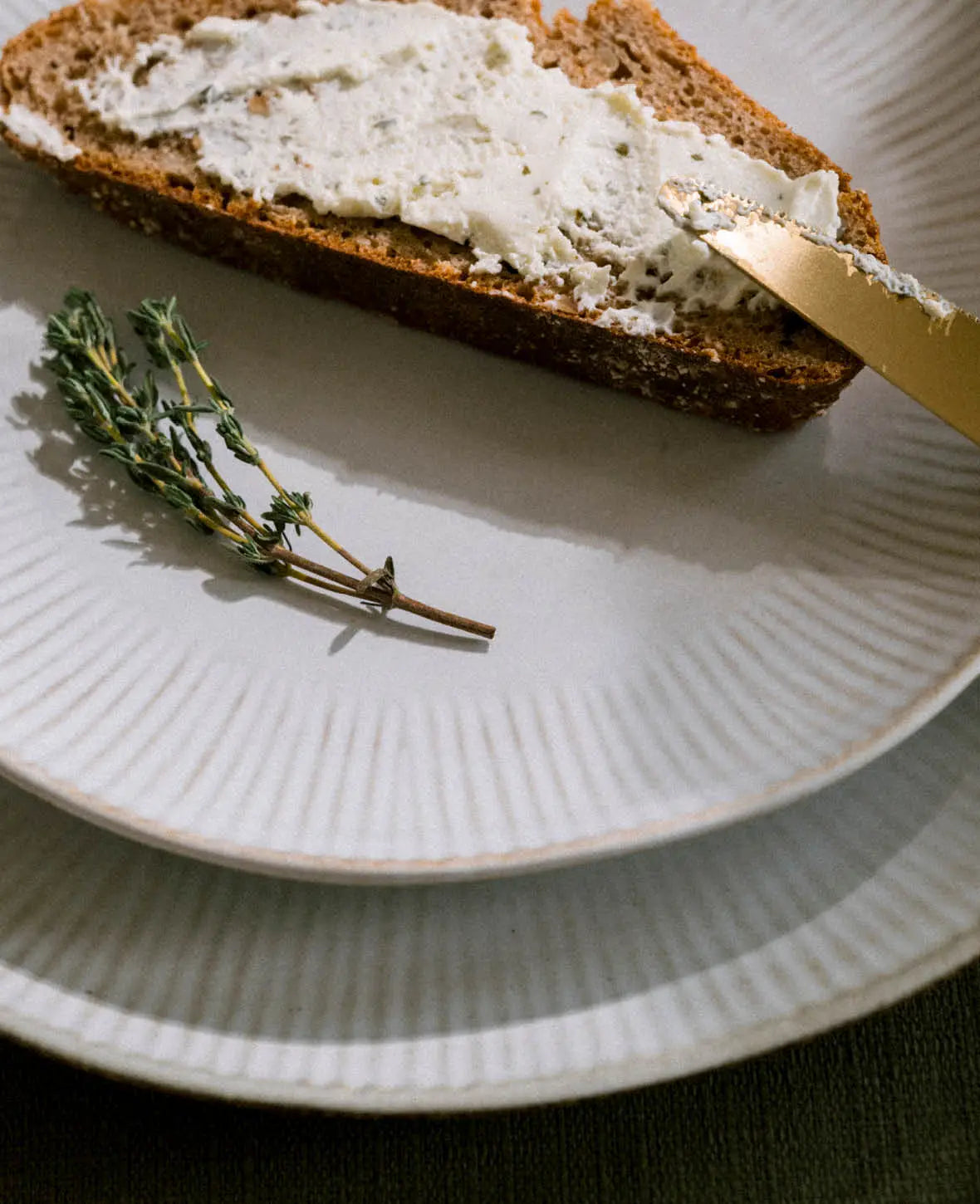 Breakfast Plate with Fine Pattern, Off White, Ø 20.5cm