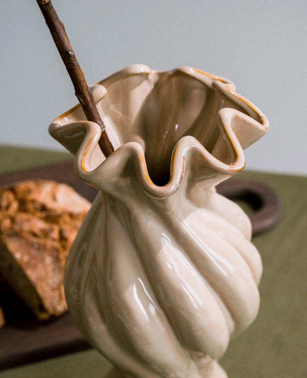 Vase aus Keramik, Beige, H 30 × Ø 14 cm
