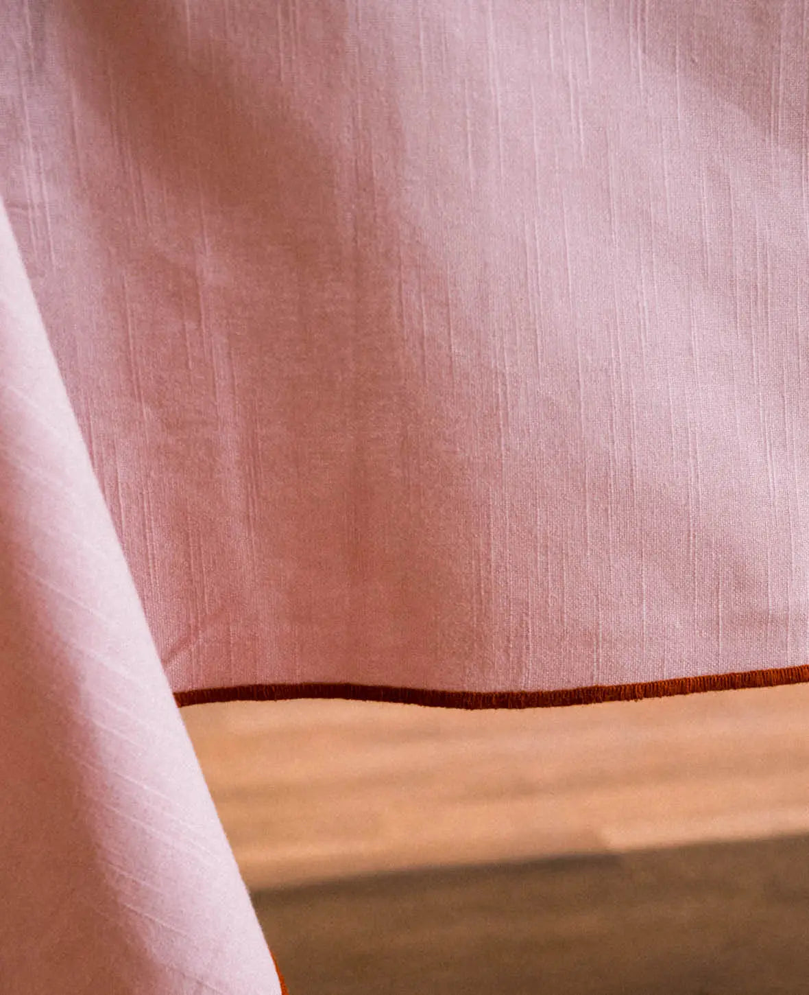 Tischdecke mit rotem Rand, Rosa, 250 × 140cm