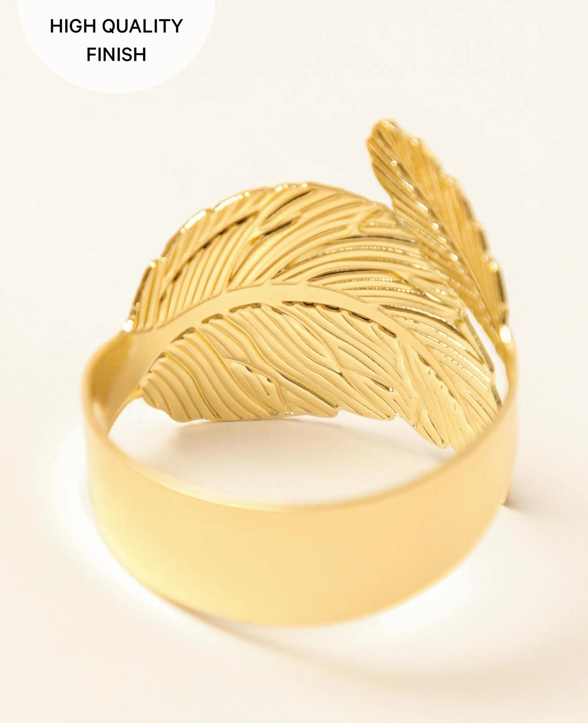 Eleganter Serviettenring in Feder / Blattform aus Metall für Stoffservietten, Ø 4.5 cm, Gold