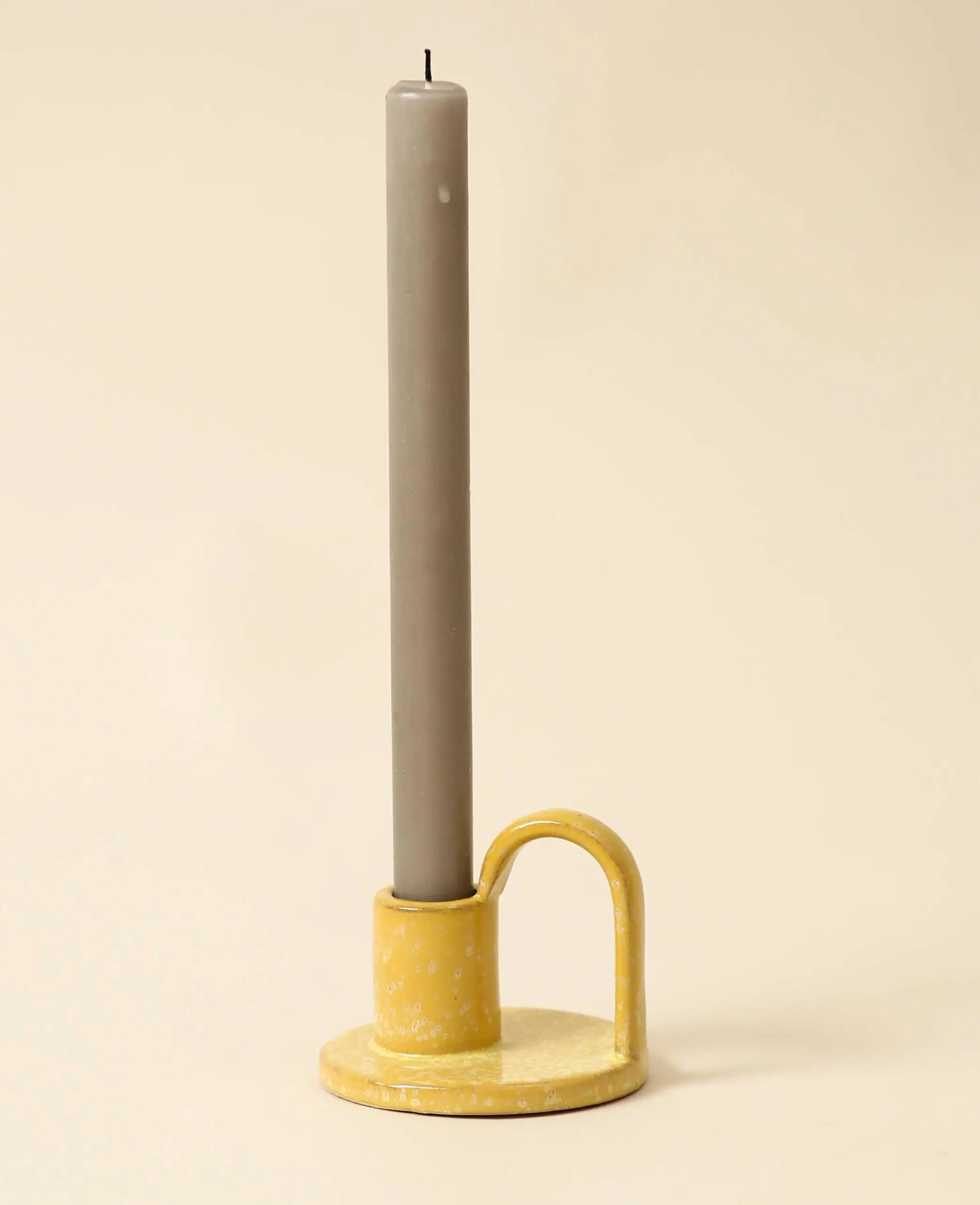Gelber Keramikkerzenhalter mit Griff und weissem Glasurmuster, Ø 8.8 cm x H 7.5 cm