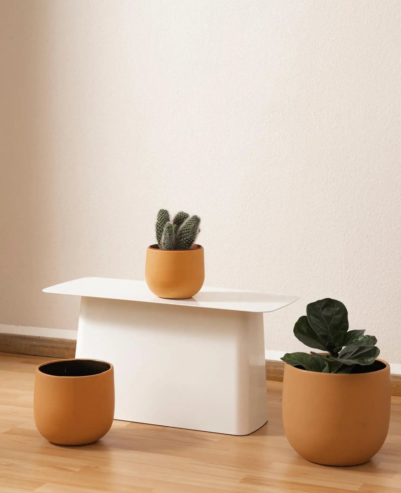 Terrakottafarbener Blumentopf aus Keramik, 14 x Ø 16 cm