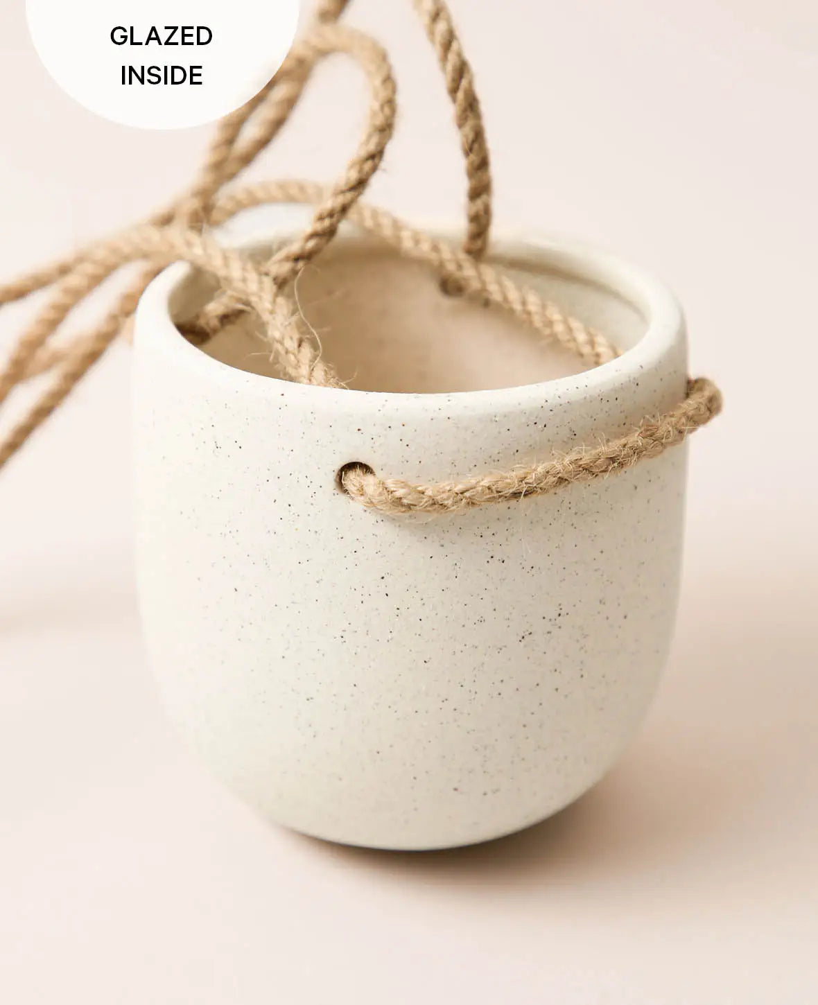 Hängetopf / Hängender Blumentopf aus Steingut mit rauher Struktur, Beige mit Sprenkel, Ø 9 cm