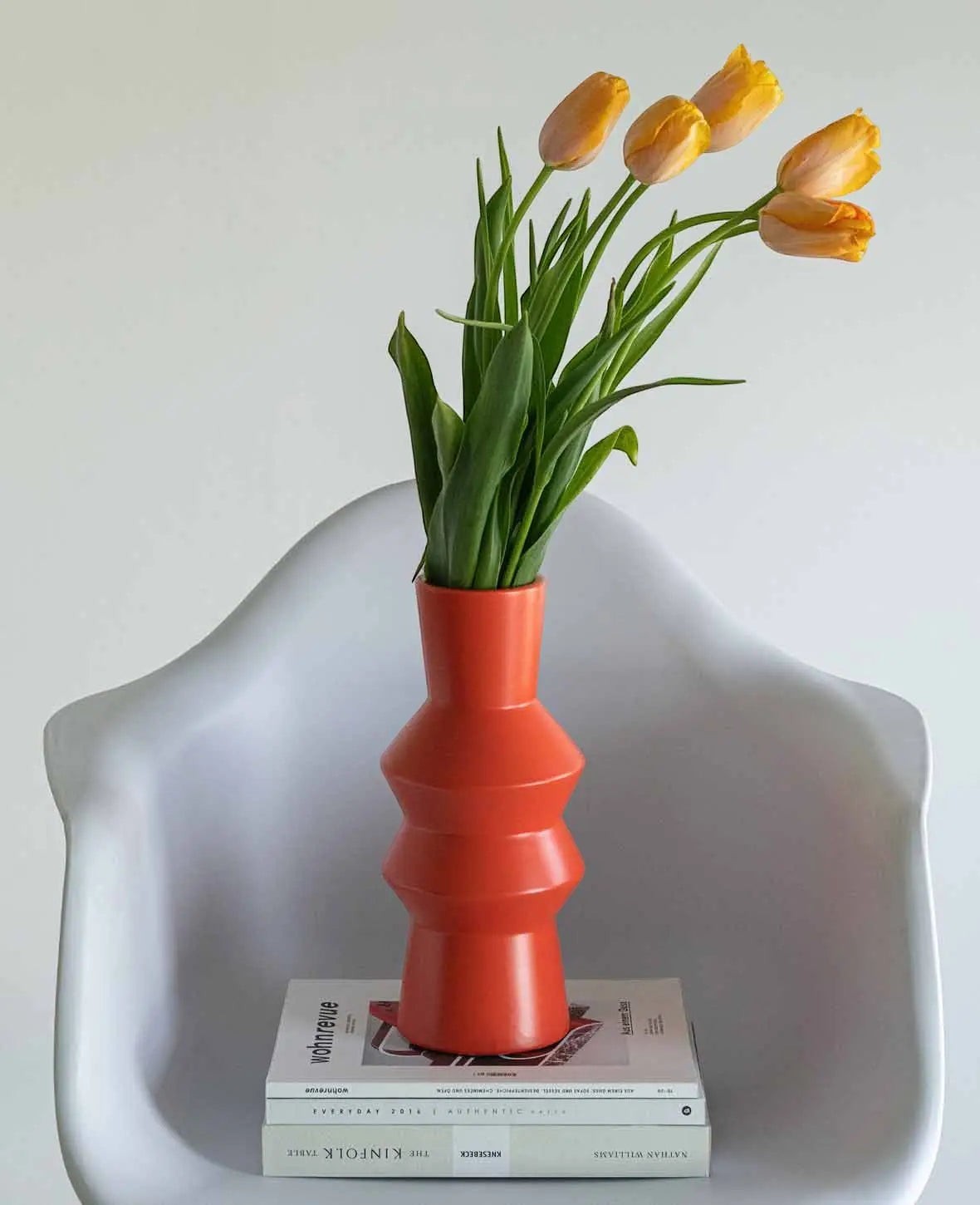 Grosse Vase aus Keramik in Orange, Ø 13 x H 31 cm