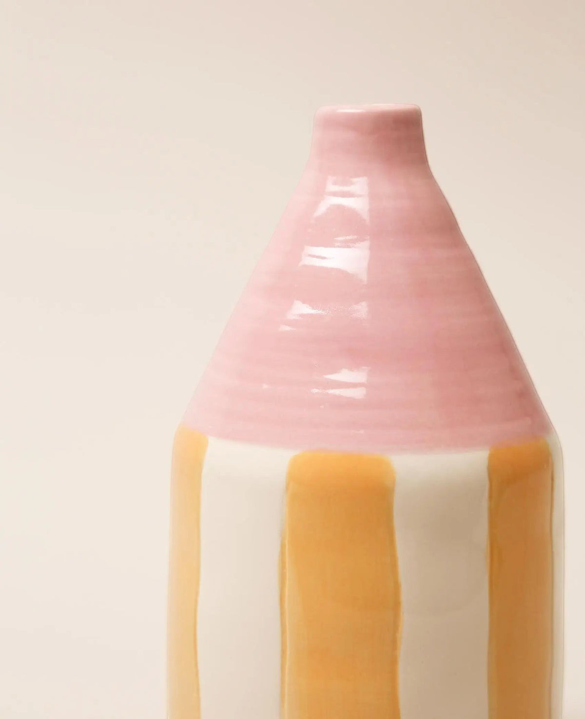 Porzellan Vase mit orangen Streifen und rosa Hals, H 19 x Ø 10 cm