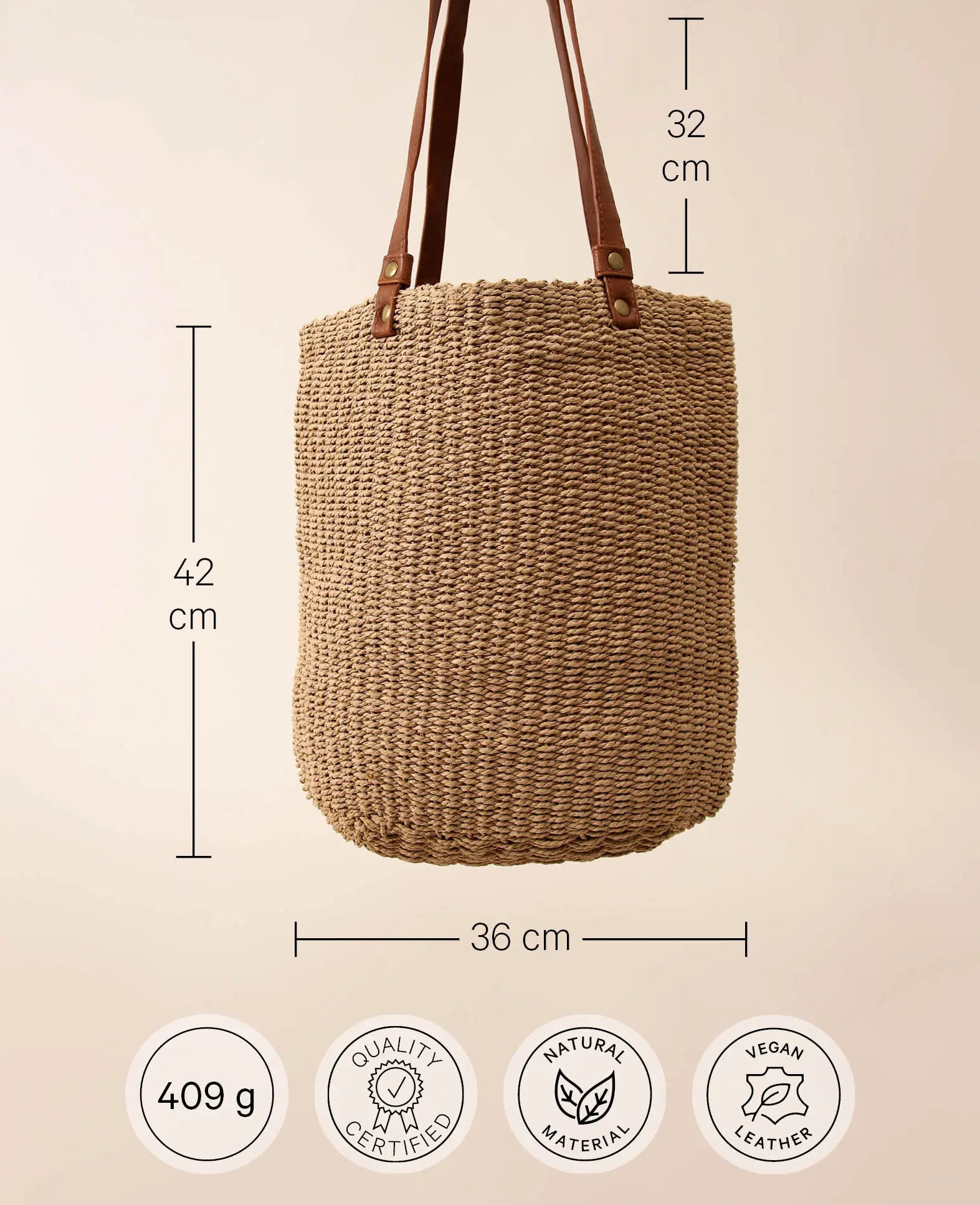 Braune, geflochtene Tasche aus Naturmaterialien, mit Innenfutter und veganem Lederriemen, H 42 x B 36 x T 15 cm