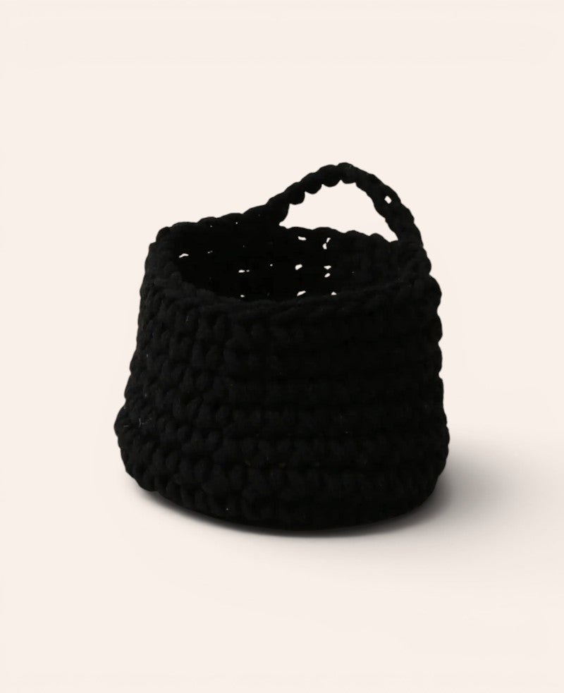 Schwarzes, gehäkeltes Körbchen aus Baumwolle, Ø 17 cm x 11 cm