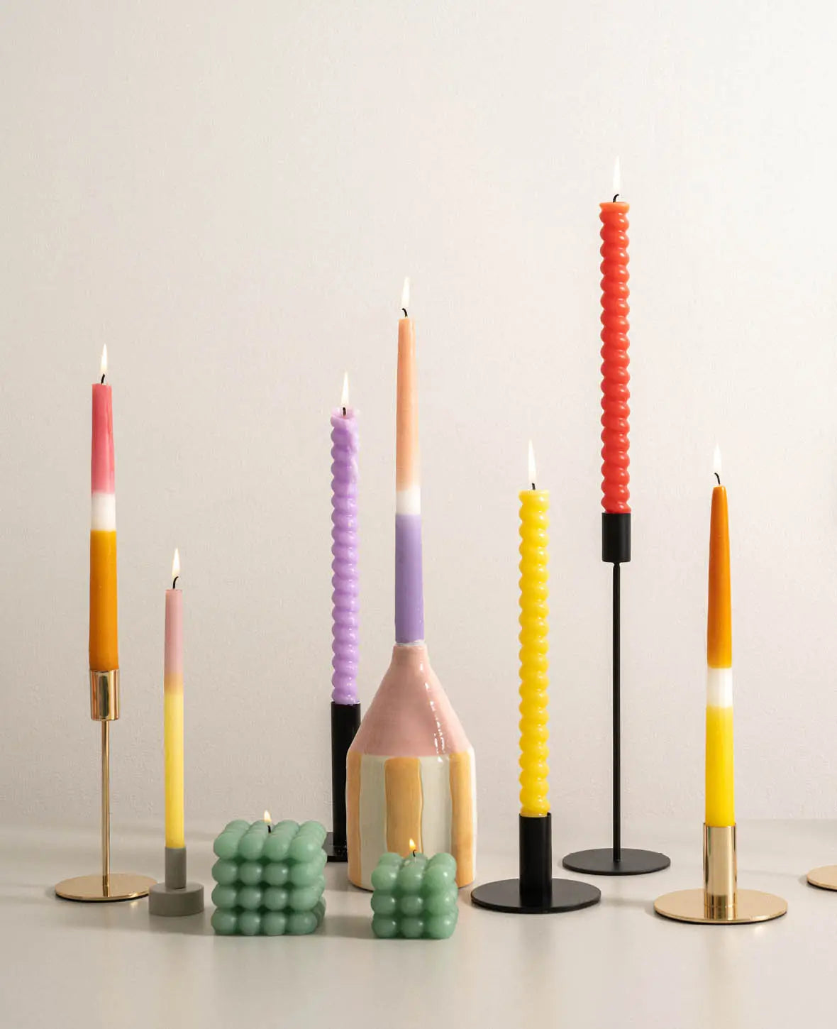 Kerzenständer für Stabkerzen in mattem Schwarz, 28.5 cm