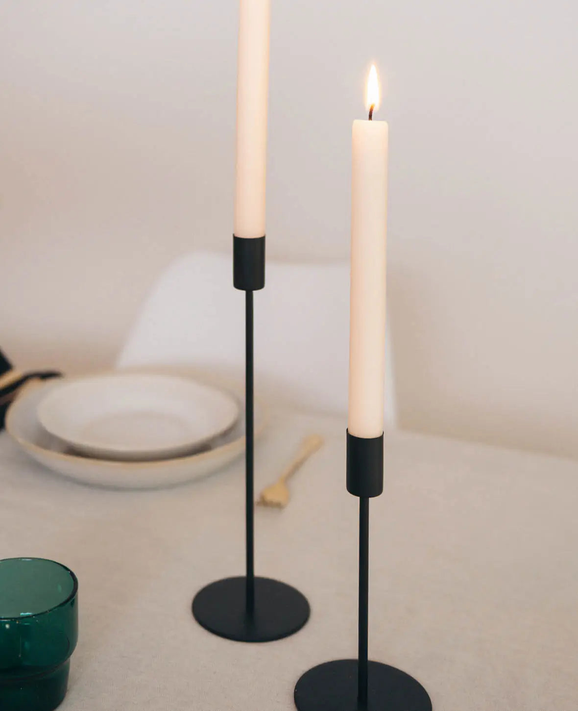 Kerzenständer für Stabkerzen in mattem Schwarz, 28.5 cm