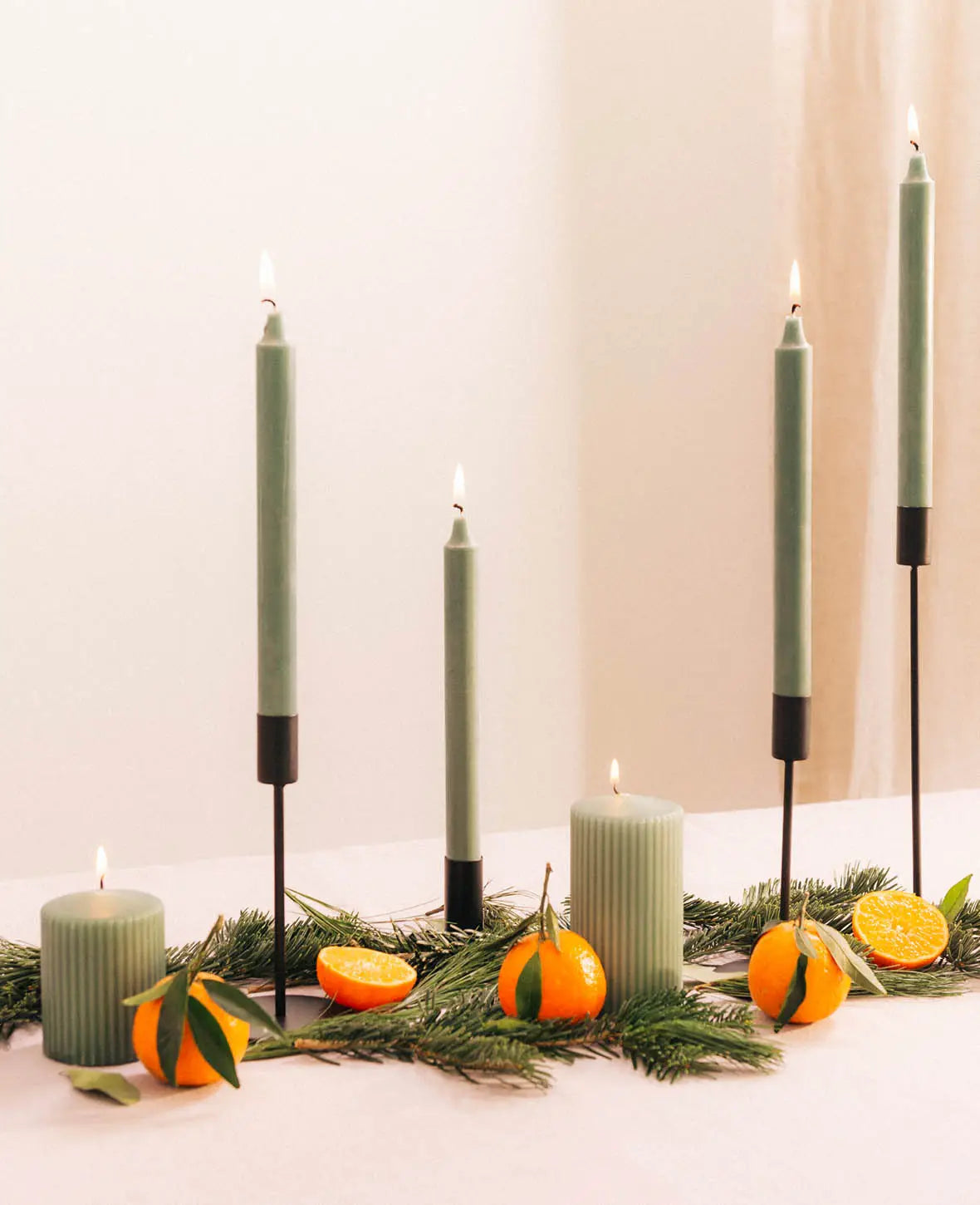 Kerzenständer für Stabkerzen in mattem Schwarz, 28.5 cm