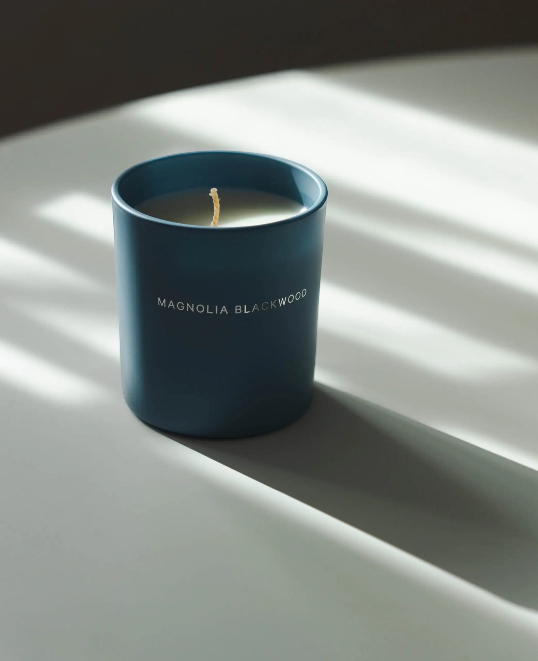 Duftkerze aus Sojawachs, Magnolia Blackwood