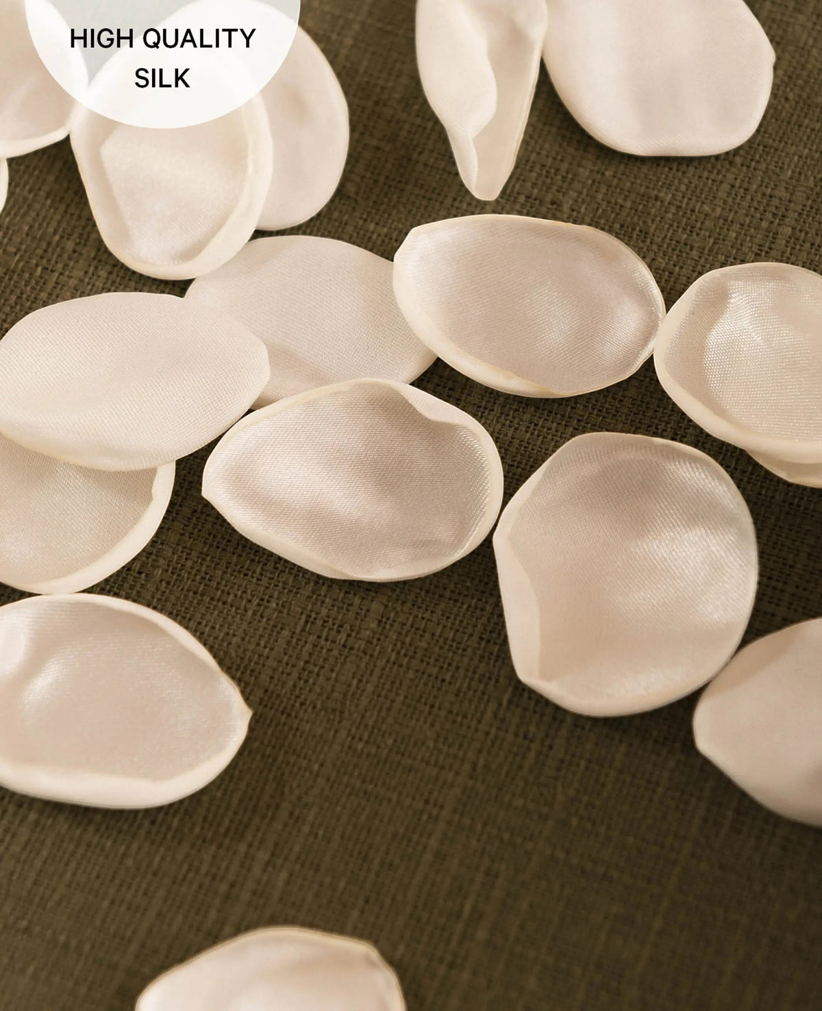 Rosenblätter aus Seide in Weiss, 150 Stück